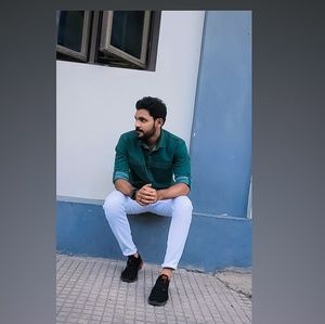 Meet your Posher, Nasir